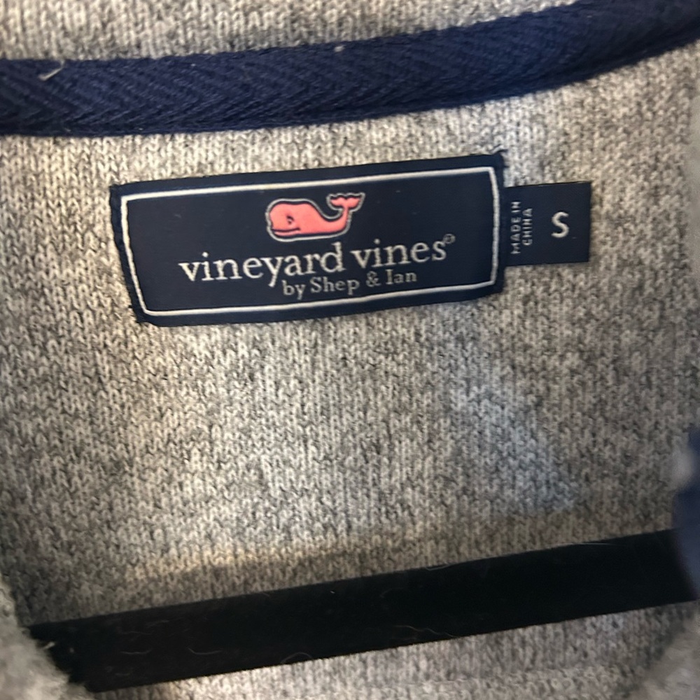 Vineyard Vines Nantucket Limited Edition Gray 1/4 Zip Sweater Small - Picture 4 of 6